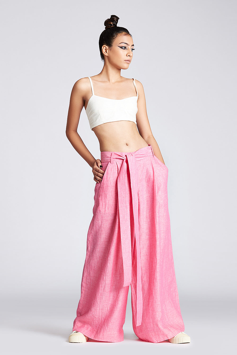 Neo Trousers in Linen