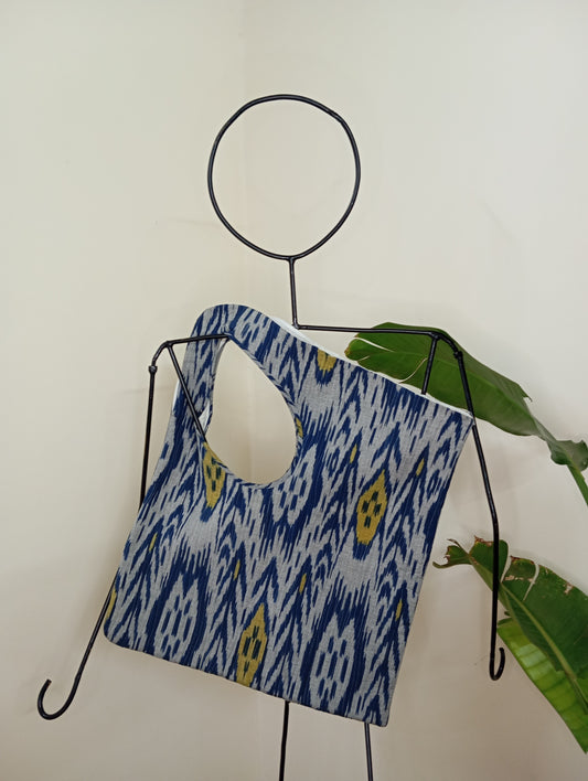 Quilted Tote Bag in Cotton Ikat